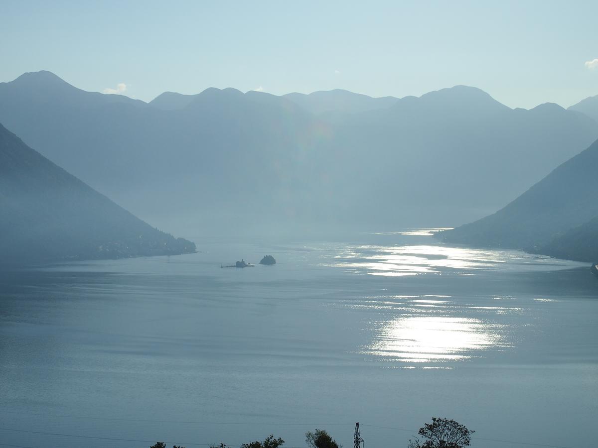 Holiday House In The Kotor Bay Экстерьер фото